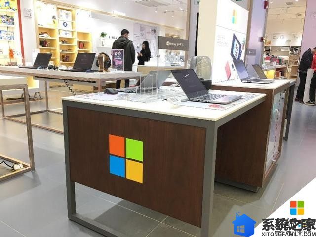 开启个性化购物体验！微软入驻京东之家和京东专卖店